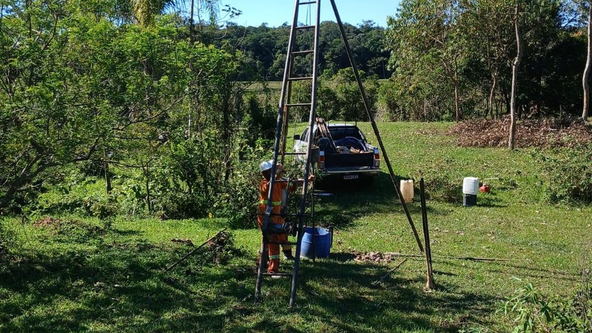Equipe da NEV Geotecnia em campo — Joinville